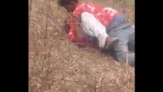 Adventure with friend hot hindi babe out door sex