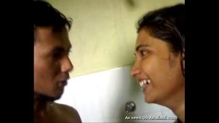 Beautifull Desi girl Blowjob in the shower