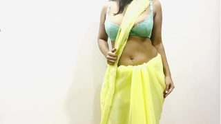 Big Boobs Indian Bhabhi Seducing Her Boy friend  in Yellow Saree Video