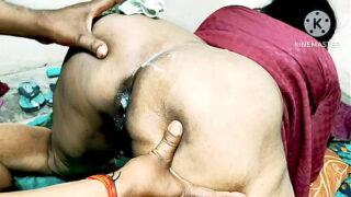 Indian Bengali Horny House Wife And Husband Fuck Pussy in Bathroom Sex Video