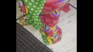 Indian Dehati Hot Maid First Time Anal Sex In Saree By Boss Video