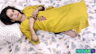 Indian Mumbai Hot Beautiful Maid Suck And Fucked Pussy By Owner Video