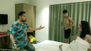 Marathi Hot Wife Hard Fucked Two Boy In Hotel Video