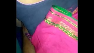 Soti huie bhabhi ko pichhe se chudai ki Video